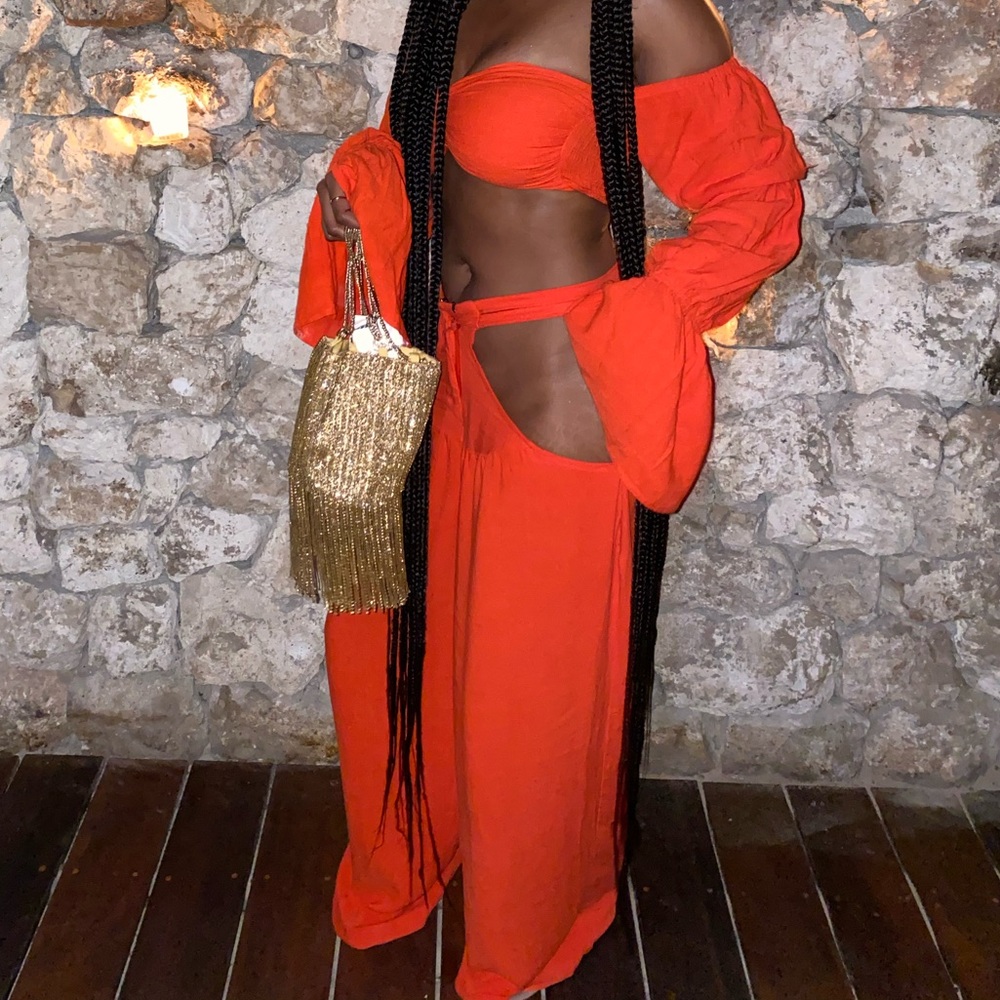 Two piece SET